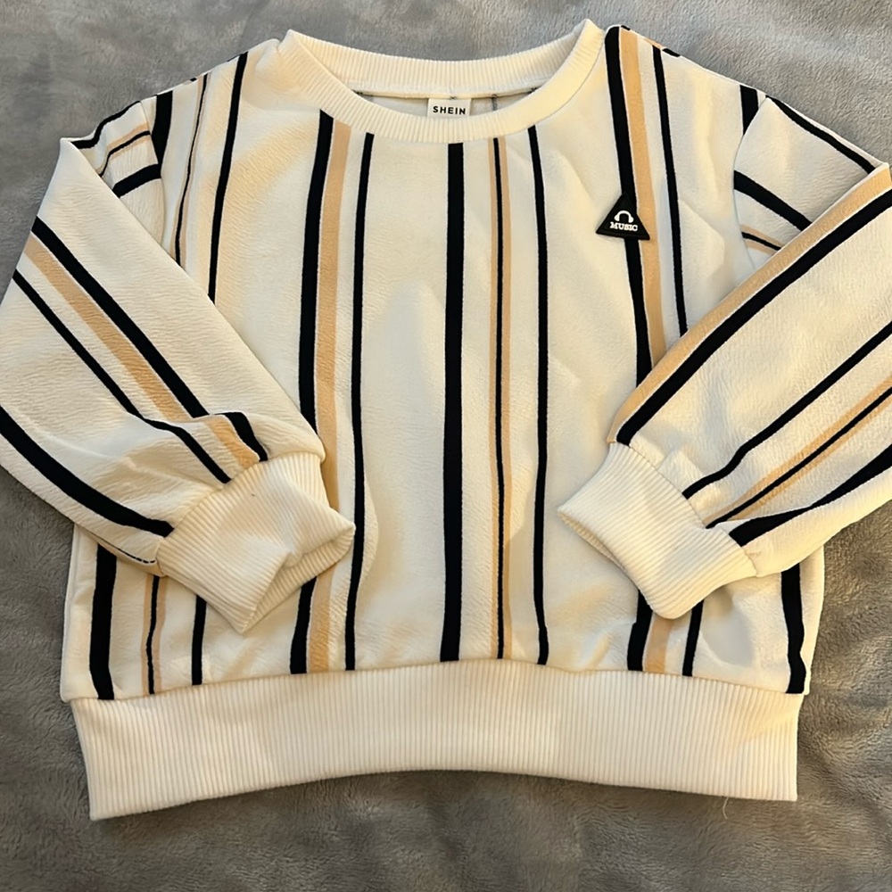 Brand new toddler striped sweater. 😊 (NWOT)